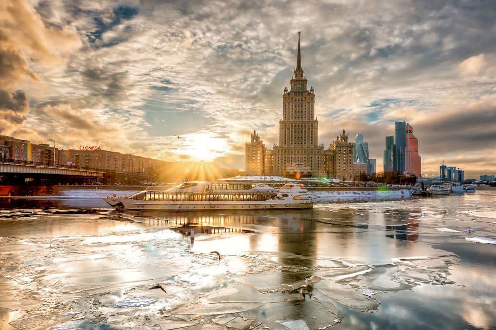 Предзакатный час