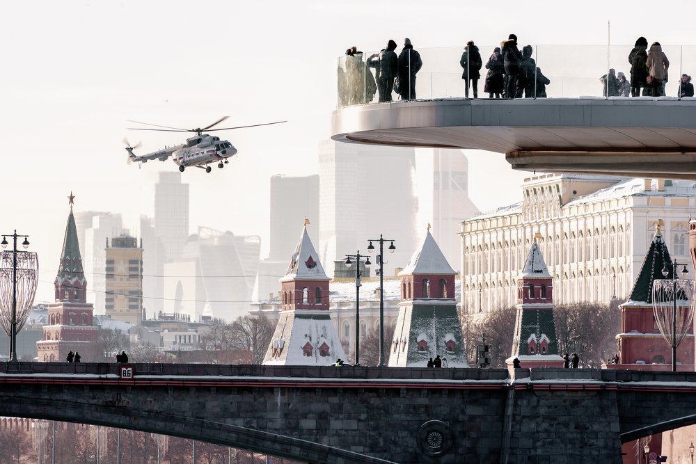 Полет над Кремлем