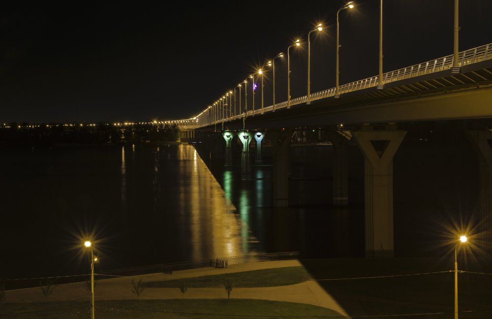 Соединяя берега