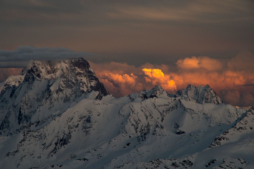 Ушба в вечернем свете