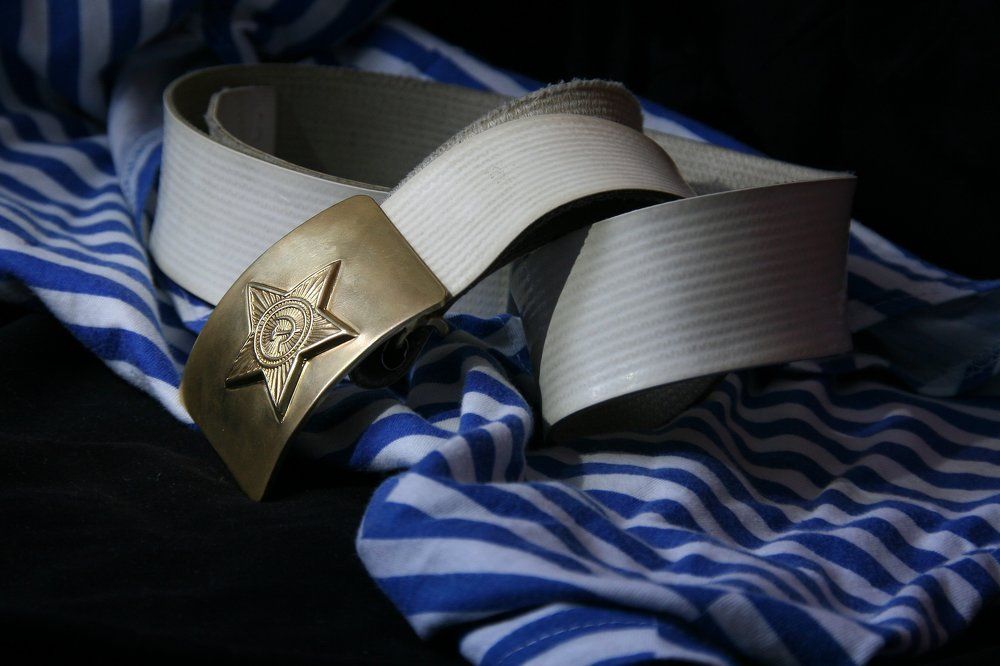 Никто кроме нас! / Nobody except us!