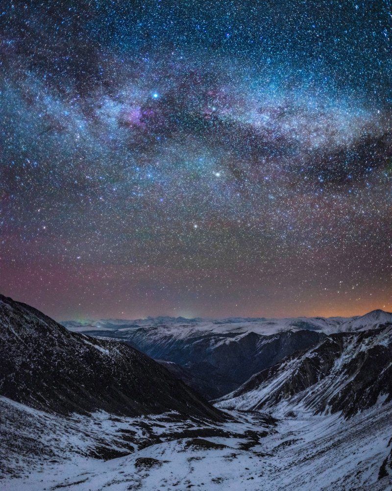 Под светом звёзд