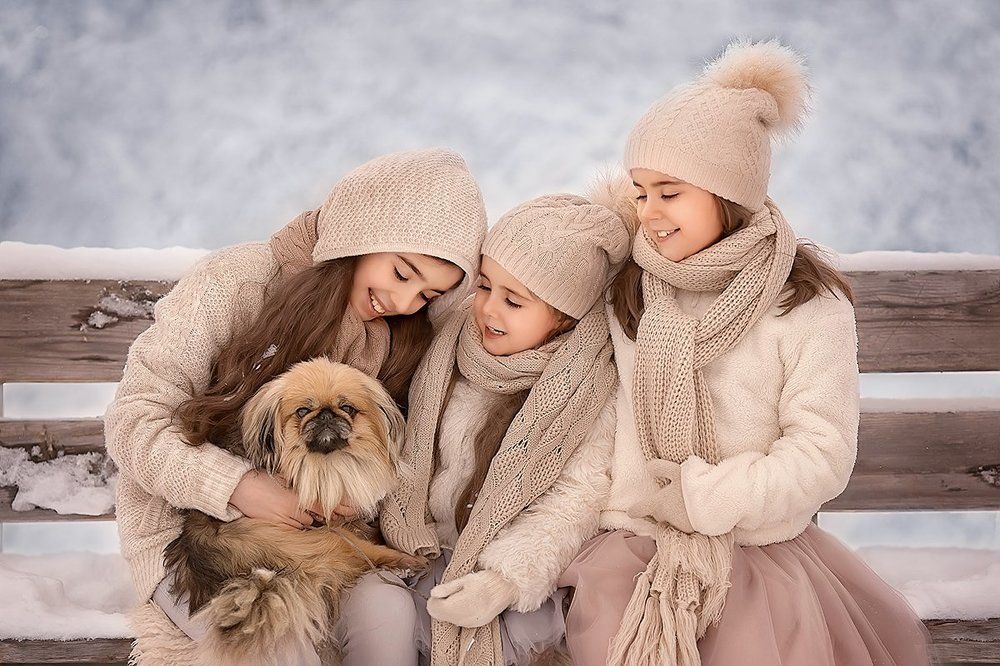 Три сестры.