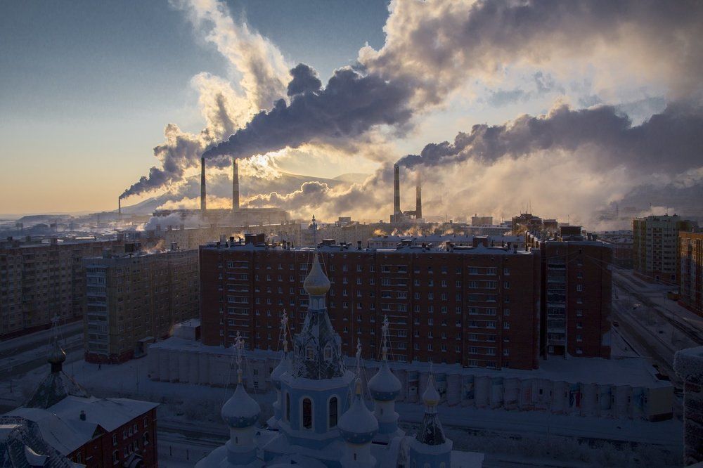 Промышленный рассвет.