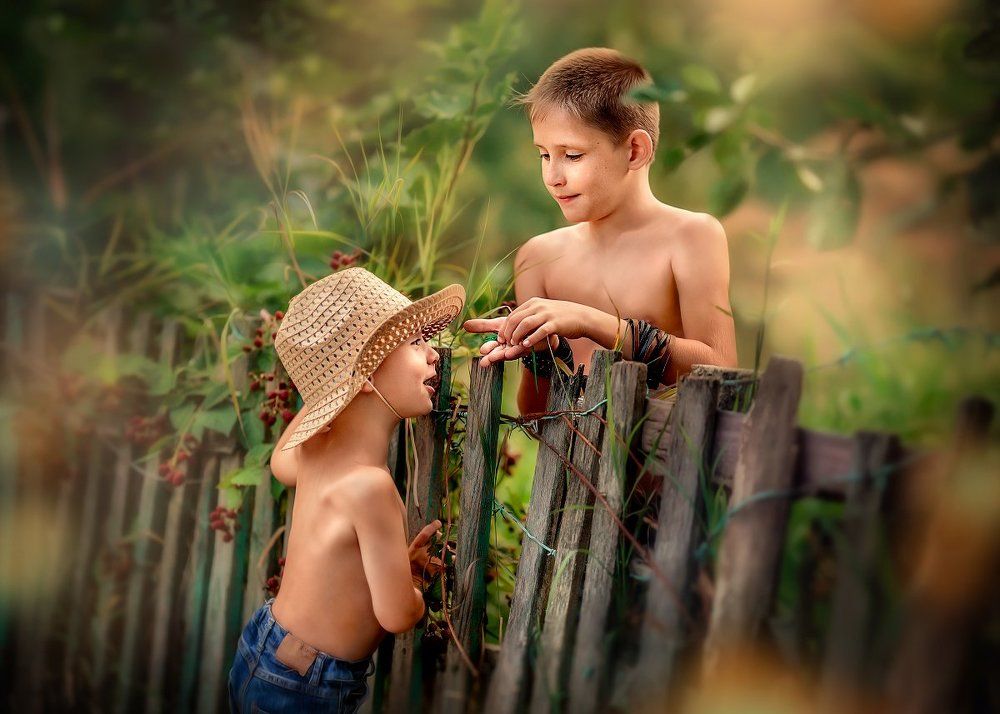 Что хранится в карманах детства?