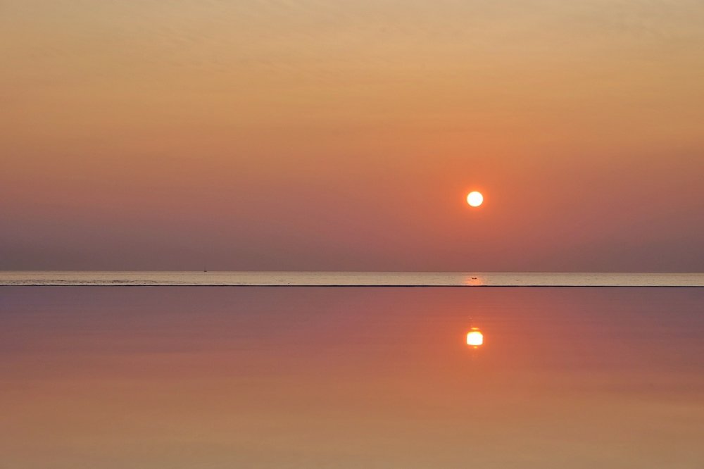 [sunrise mirror]