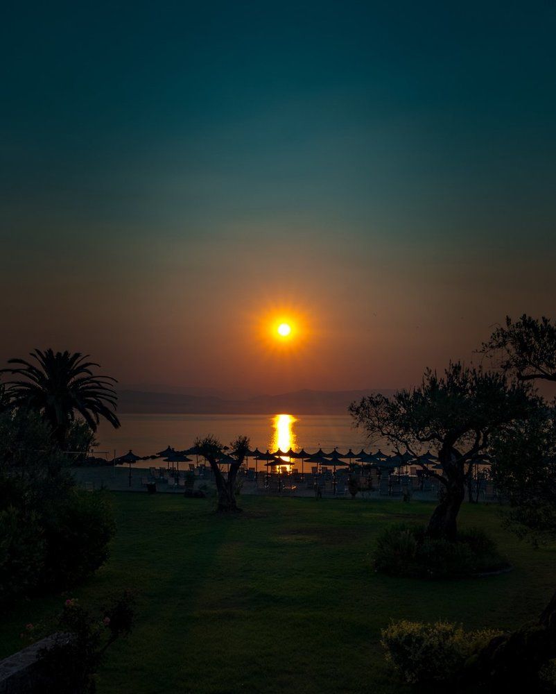 На берегу Корфу