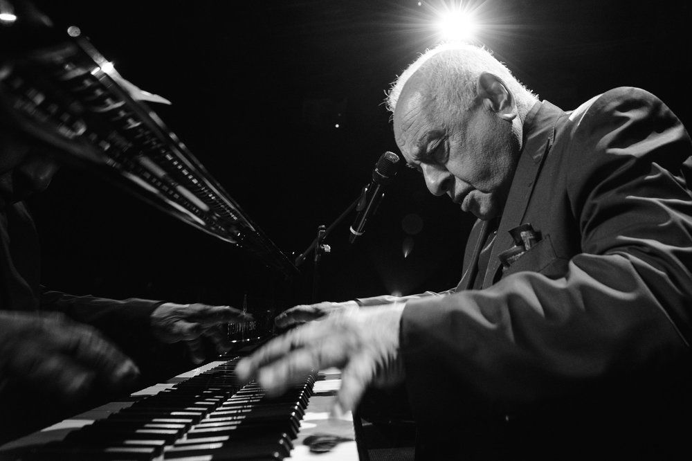 Левон Оганезов