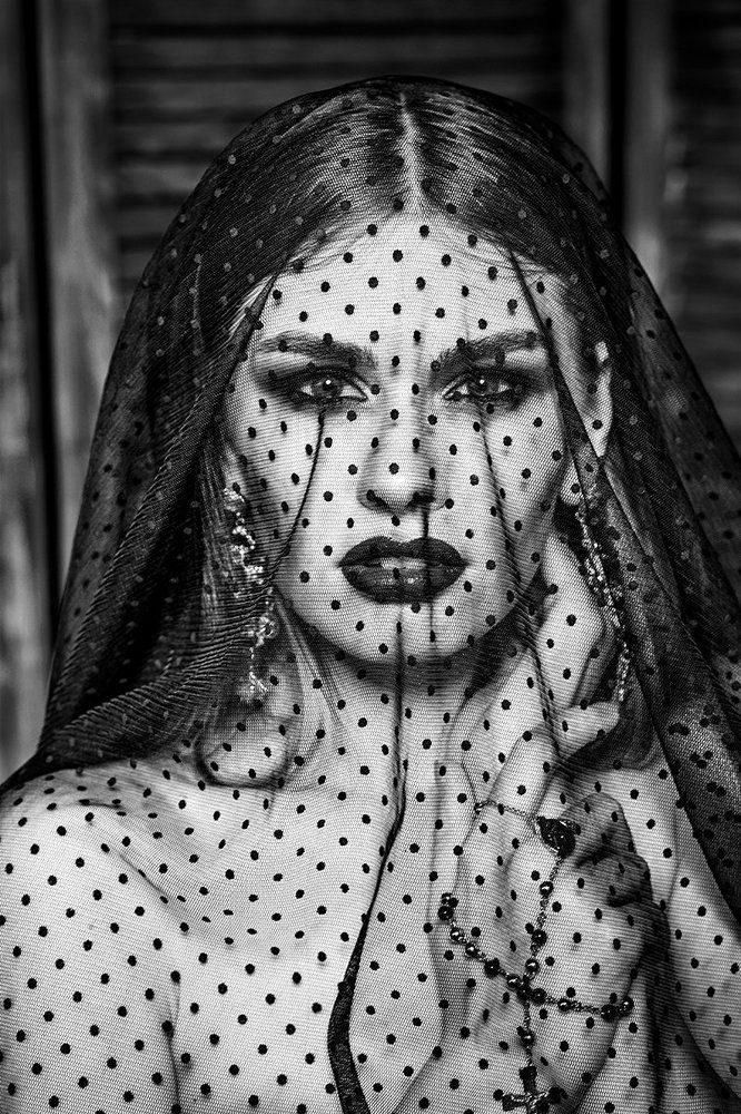 Photograph by Stas Che