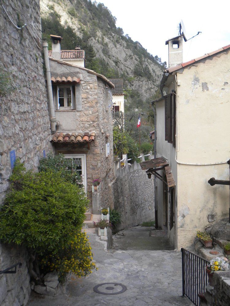 On the narrow streets of Provencal small towns