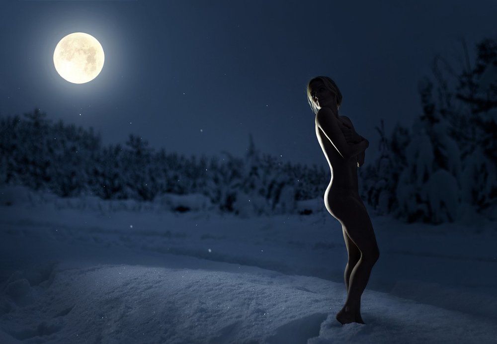 Луна зажгла свой свет