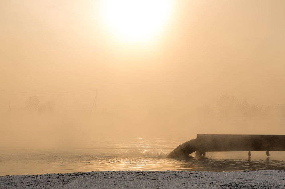 загрязнение реки