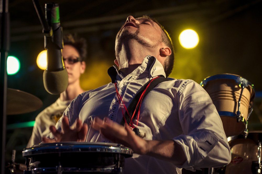 Барабанщик в трансе