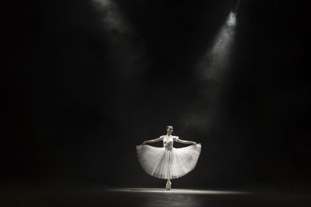 кадр из фотофильма "I go to Dream"