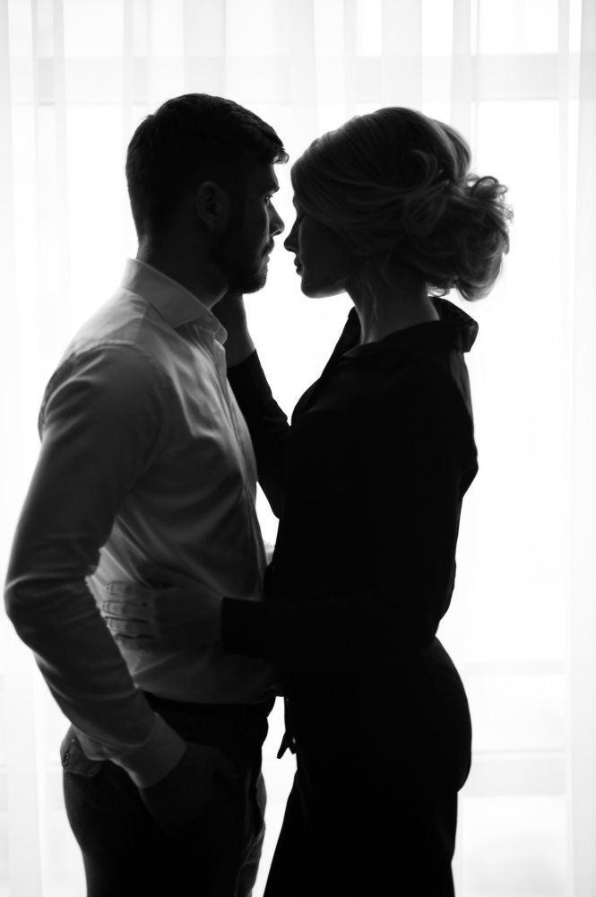 "Черное и белое"