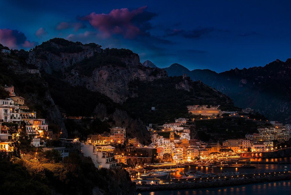 Вечерний Амальфи. Night Amalfi. Italy