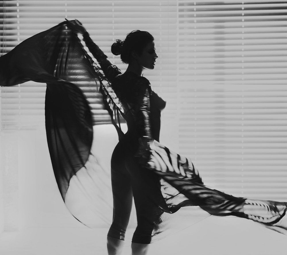 Танцующая со светом