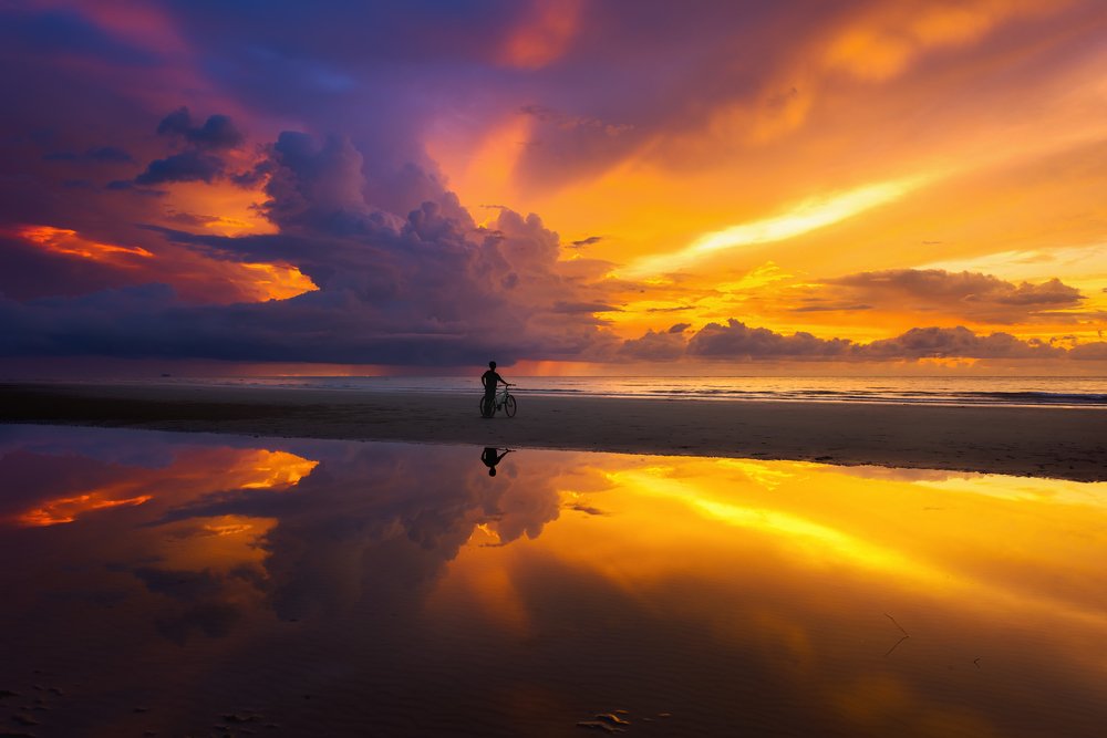 Цвета заката острова Борнео