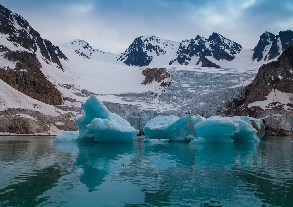 Голубой лёд