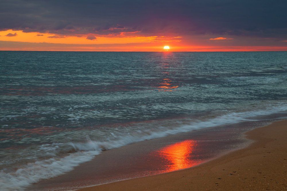 Закат на море