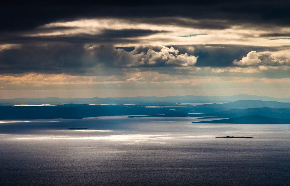 Солнечные зайчики на воде