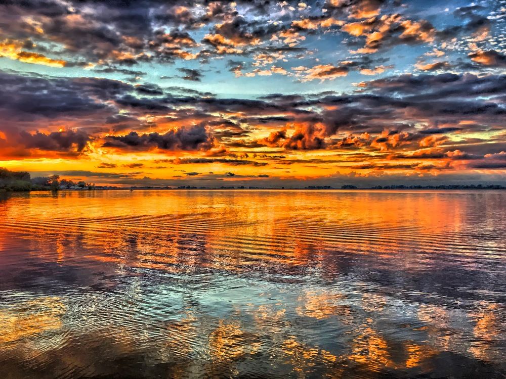 Завораживающий  закат