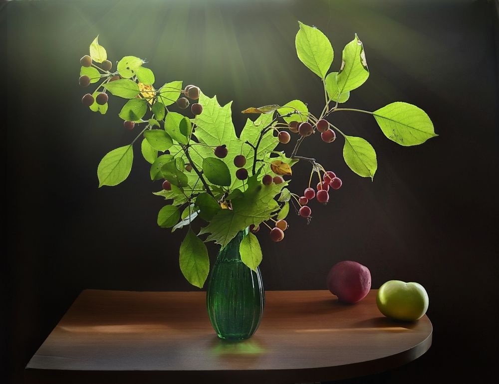 Яблочная тема