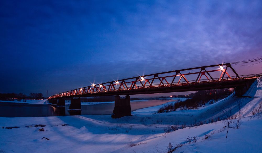 Мост на закате