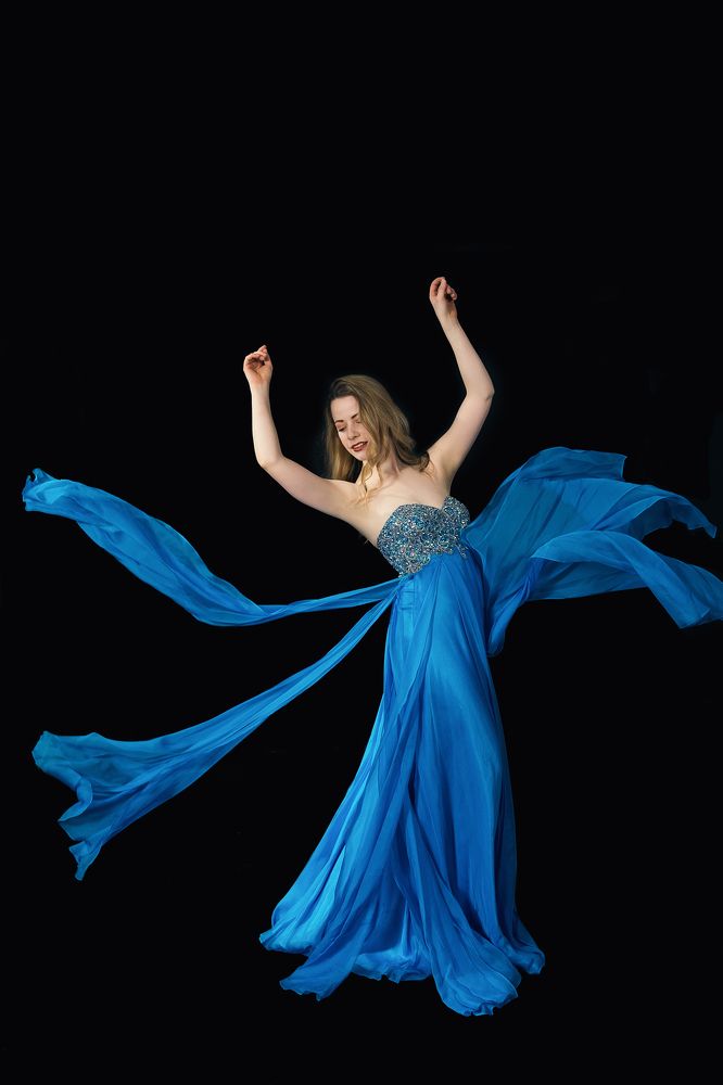 Танцовщица