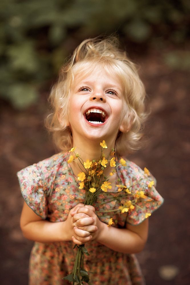 HAPPINESS CHILDREN PERSON