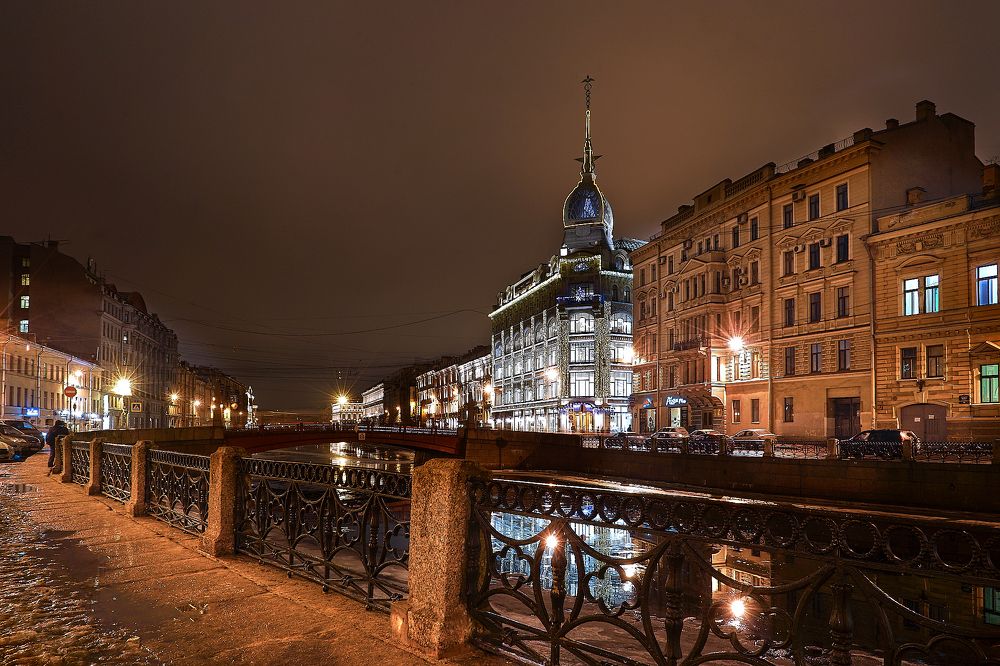 Вечерний Петербург. Торговый дом С.Эсдерс и К. Схейфальс.