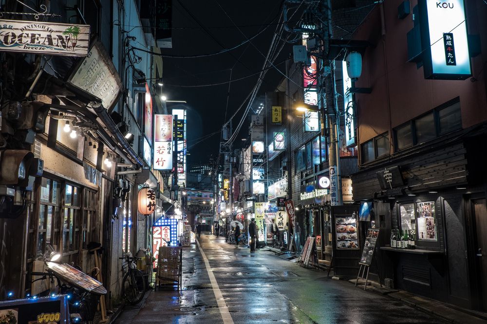 Улица Токио ночью