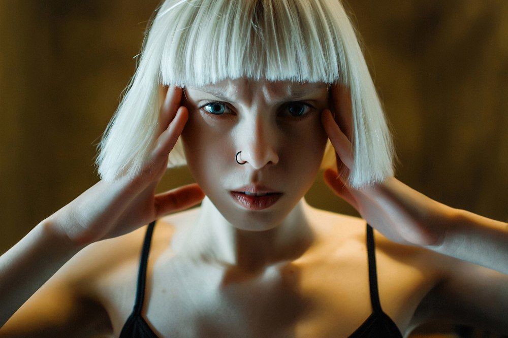 Я наполняюсь нездешним светом