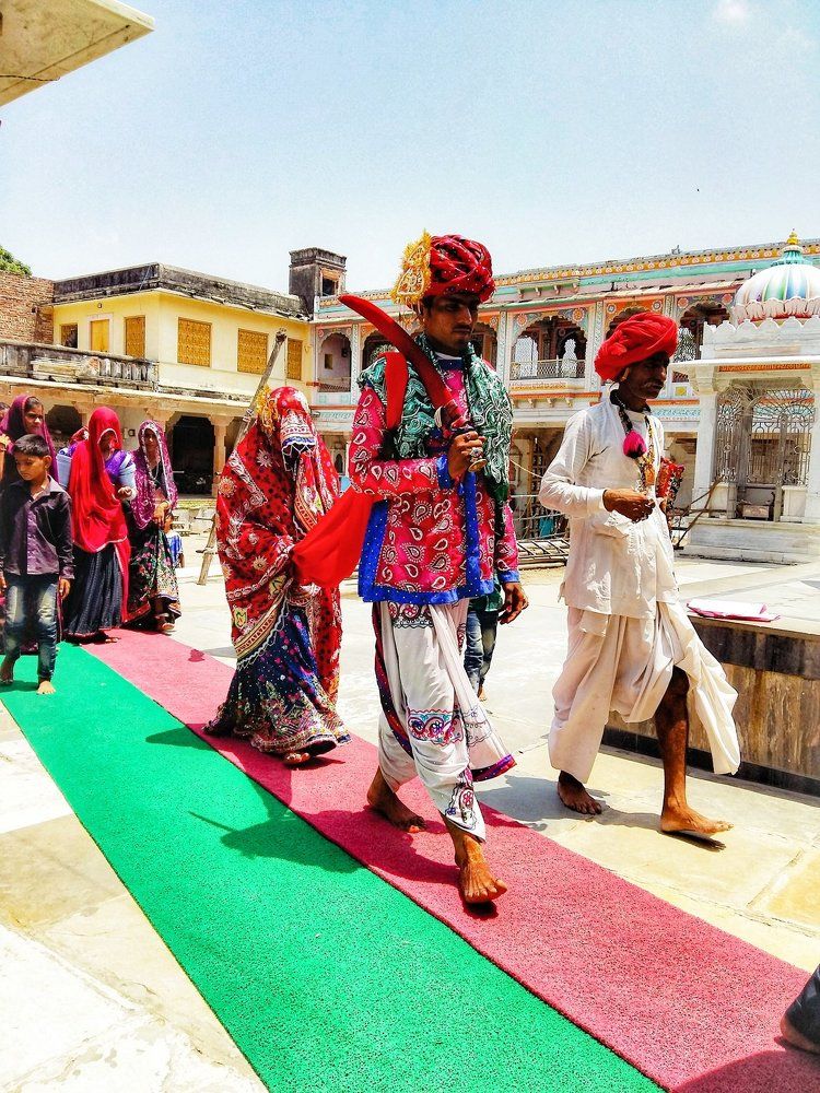 बन्ना बन्नीं . . . . .Glimpse of Rural Rajasthani Groom and Bride.