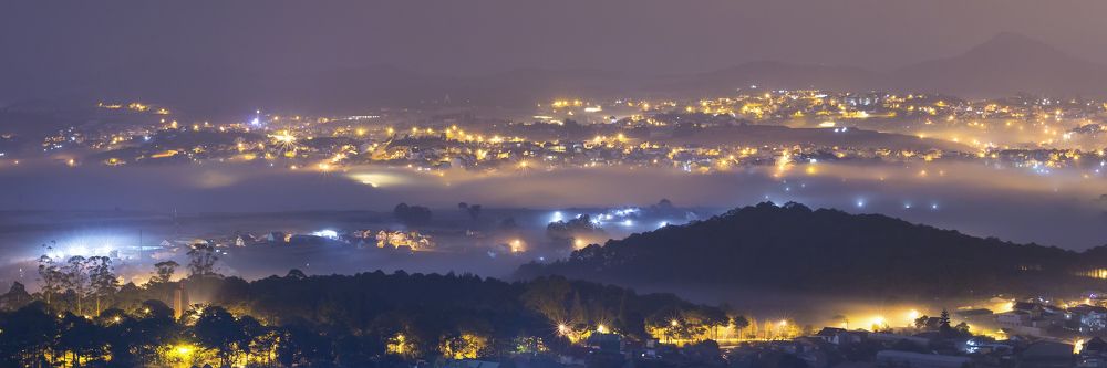 Du sinh peak by night