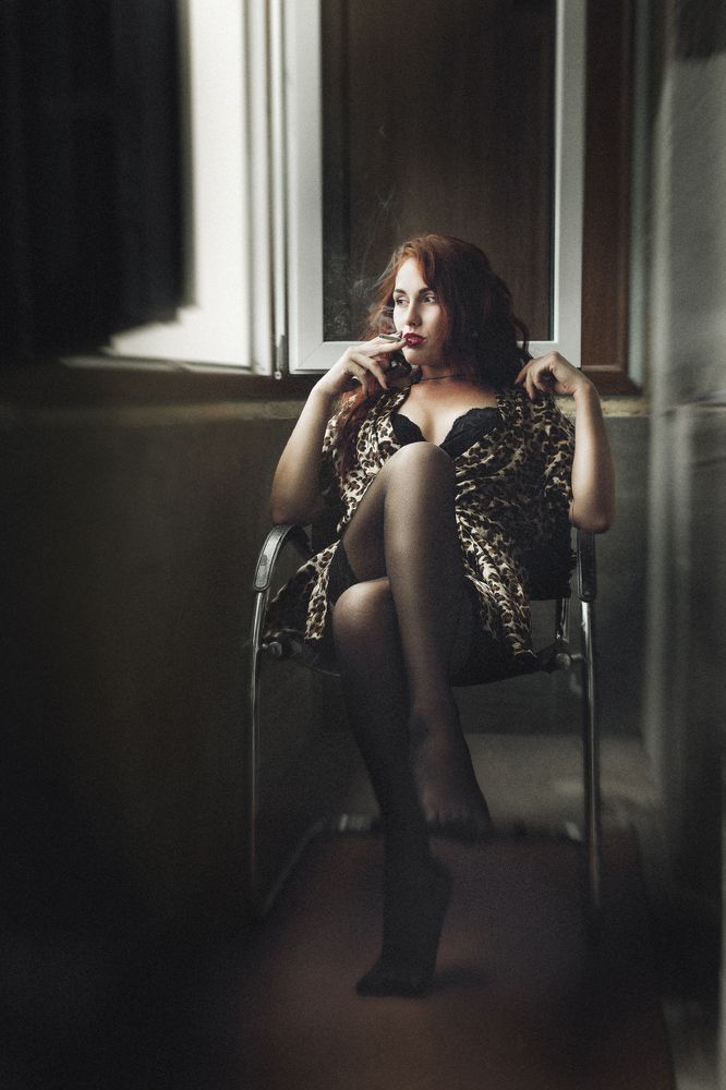 Властная женщина