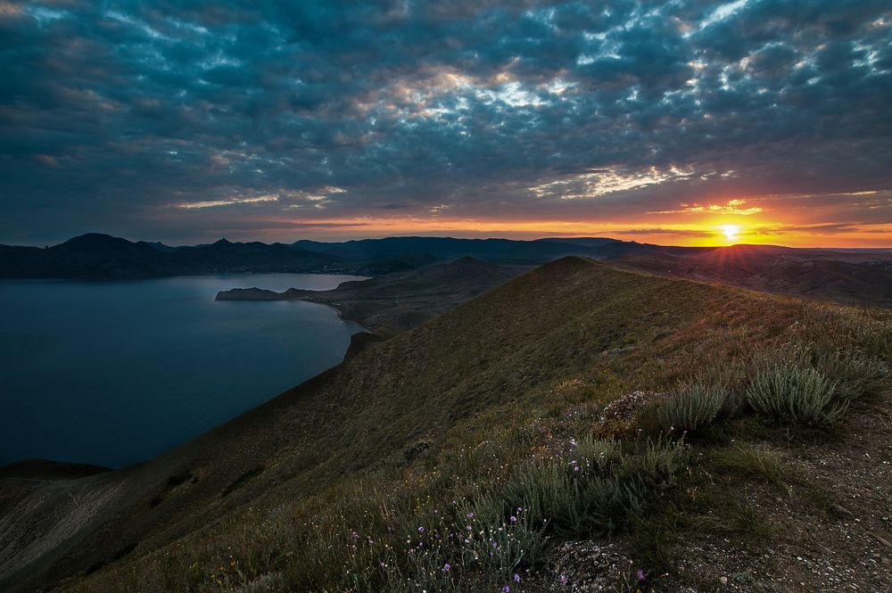 Закат на горе Джанкутаран, Крым