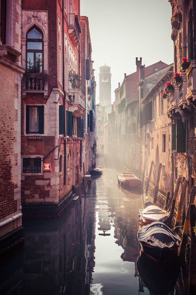 morning in venice