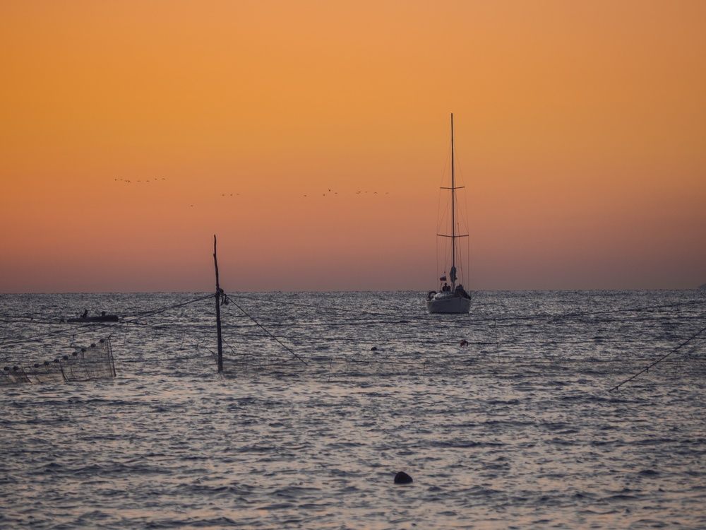 Рыбачкое судно.