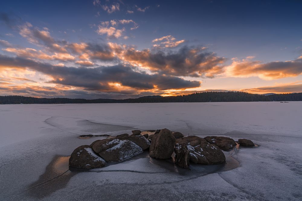 Photograph by Eddie Adamov