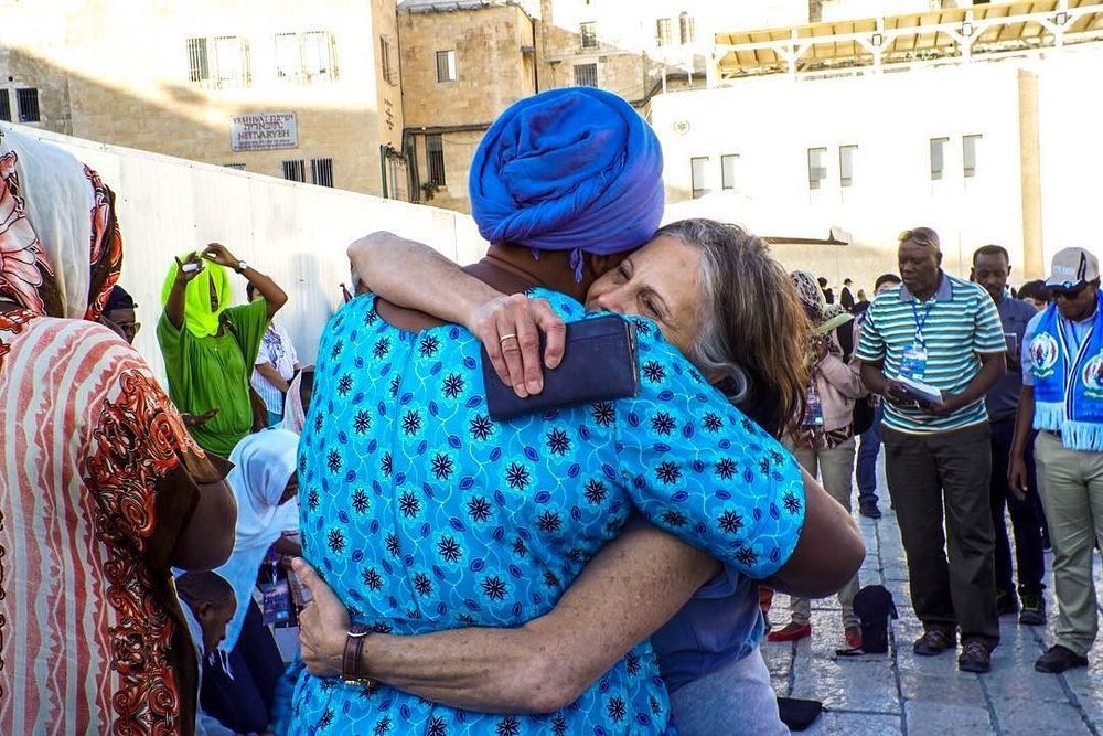 объятья счастья