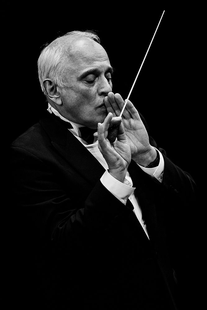 Дирижер Анатолий Левин (Россия)