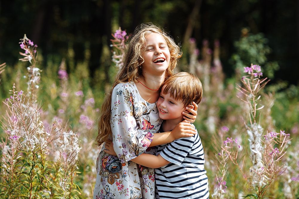 Брат и сестра