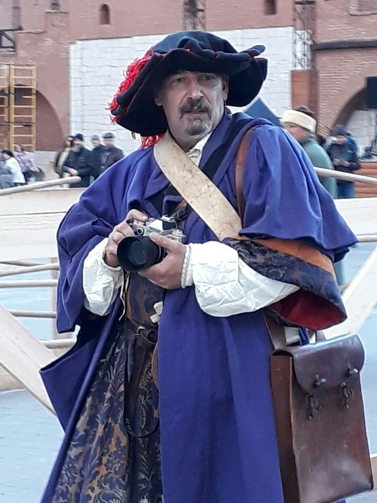 Средневековые маневры...