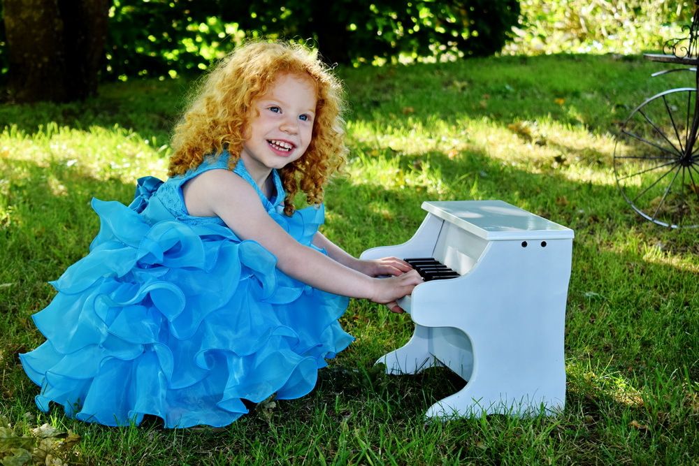 рыжеволосая красавица