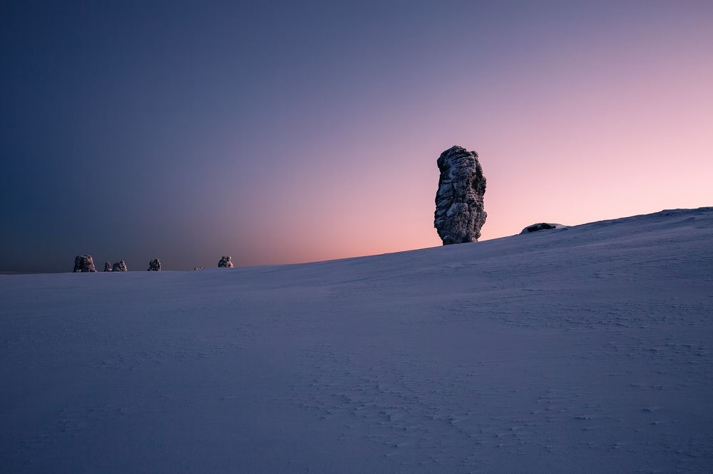 Восход на плато Маньпупнёр