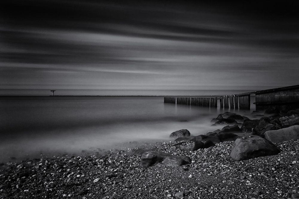 Water whispering and relaxing song