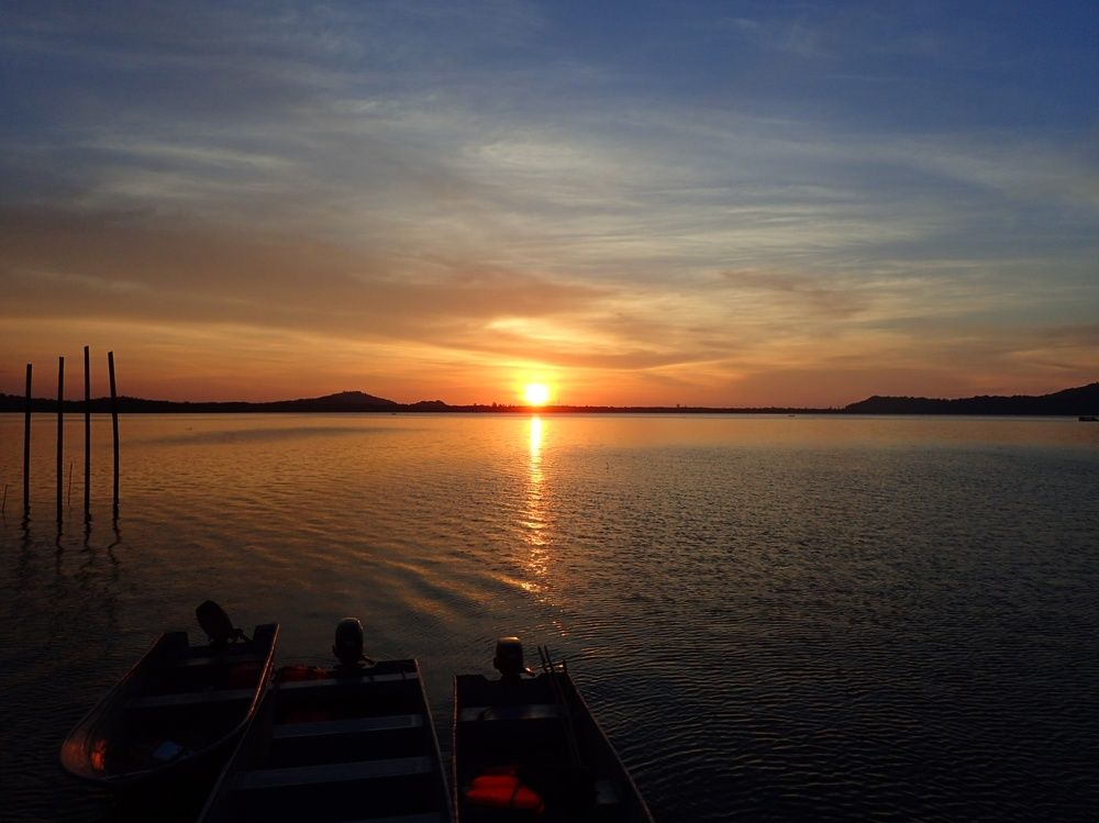 Sunset at Sulaman saltwater lake.