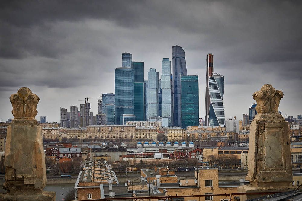 на крыше