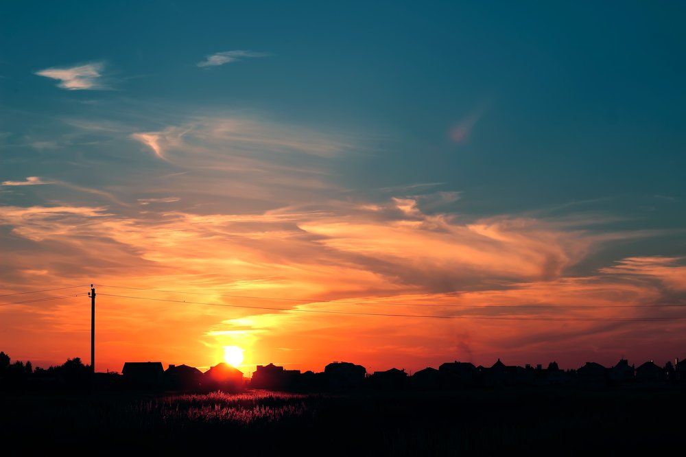 Закат над деревней